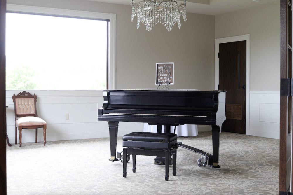 Lilydale Wedding Venue Grand Piano in the Parlor Room